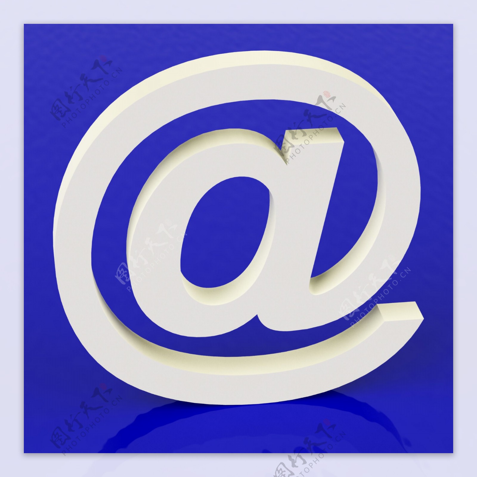 白色的电子邮件符号代表的Internet邮件和通讯