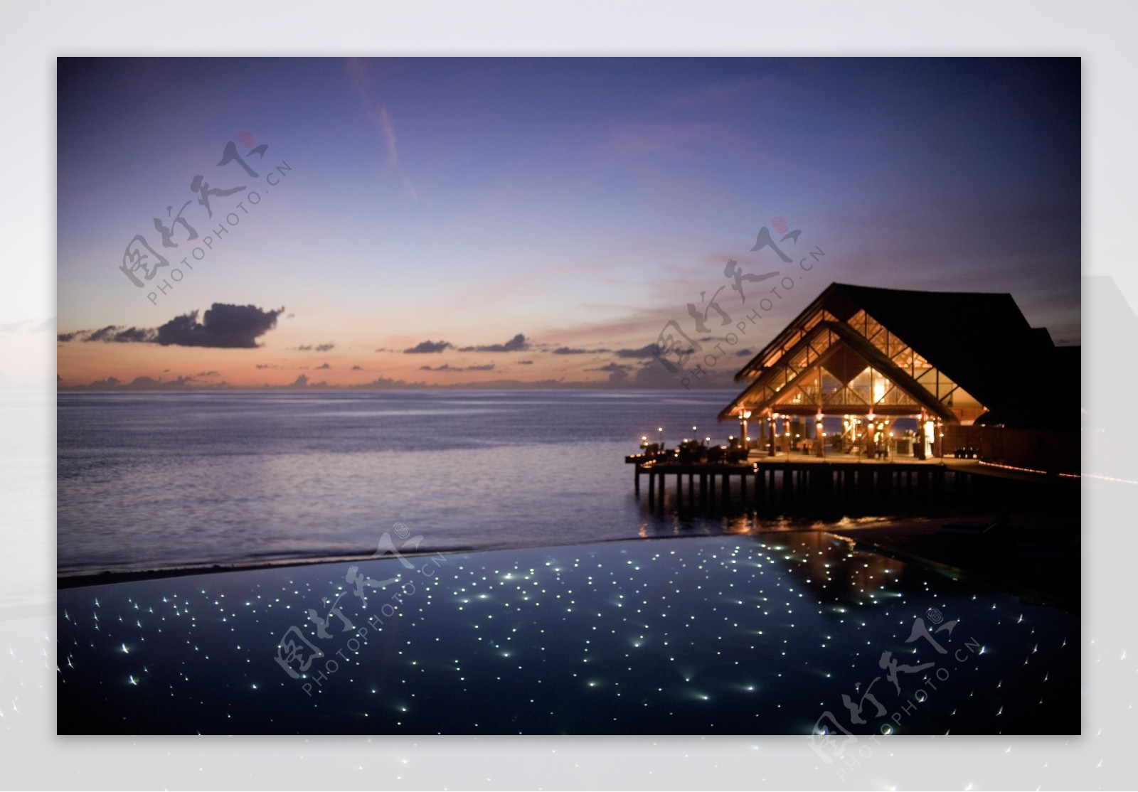 马尔代夫库鲁巴岛美丽的晨景图片