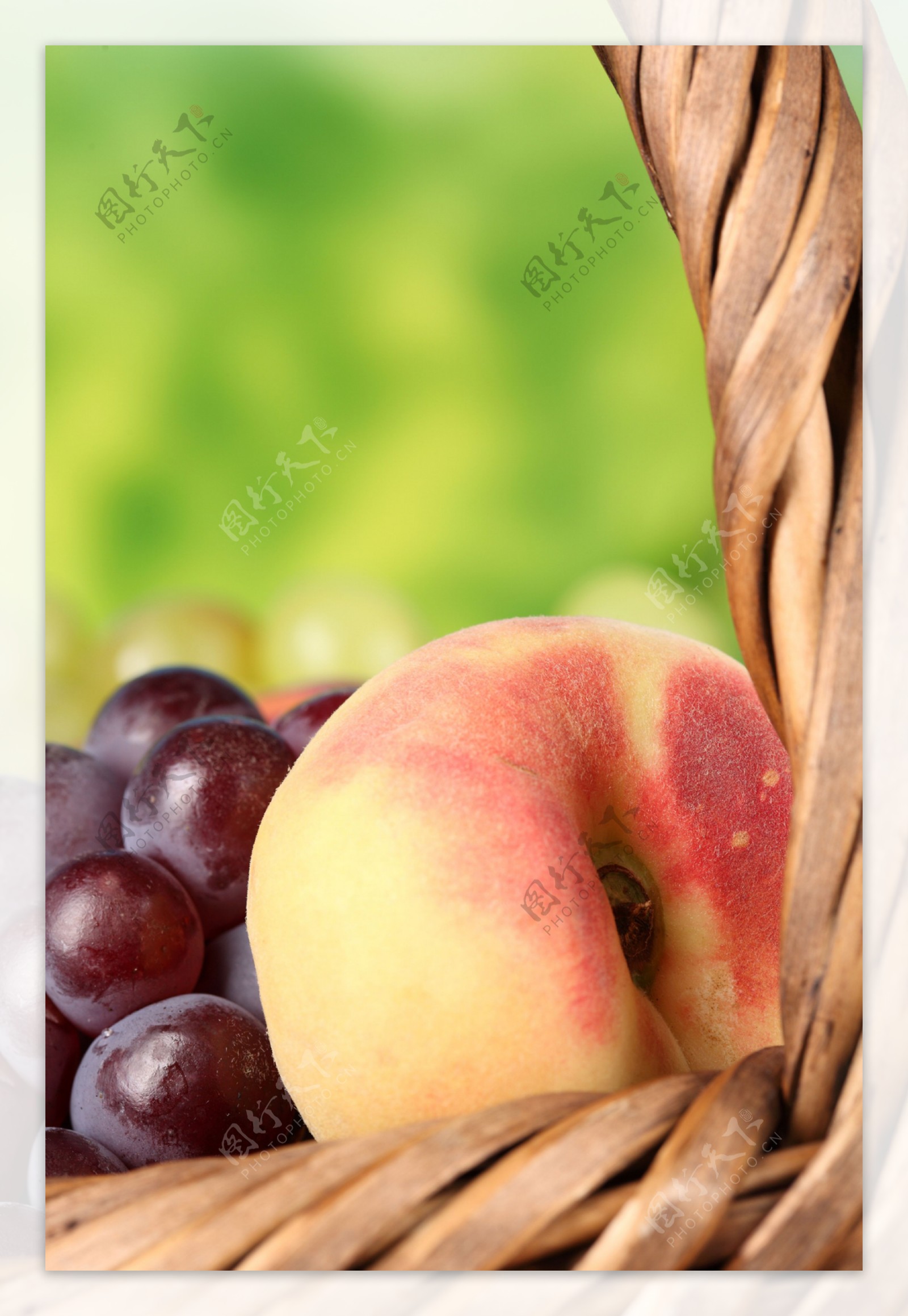 桃子葡萄图片