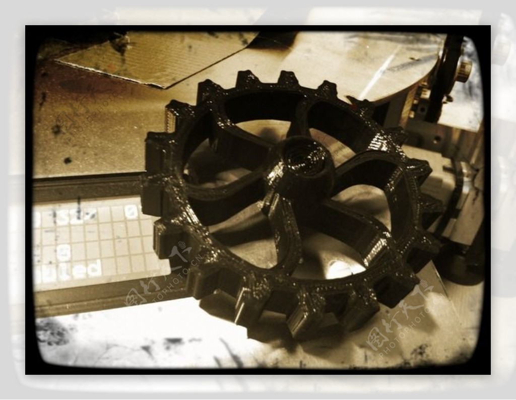 三角塔蒸汽朋克风格的3D打印机控制轮