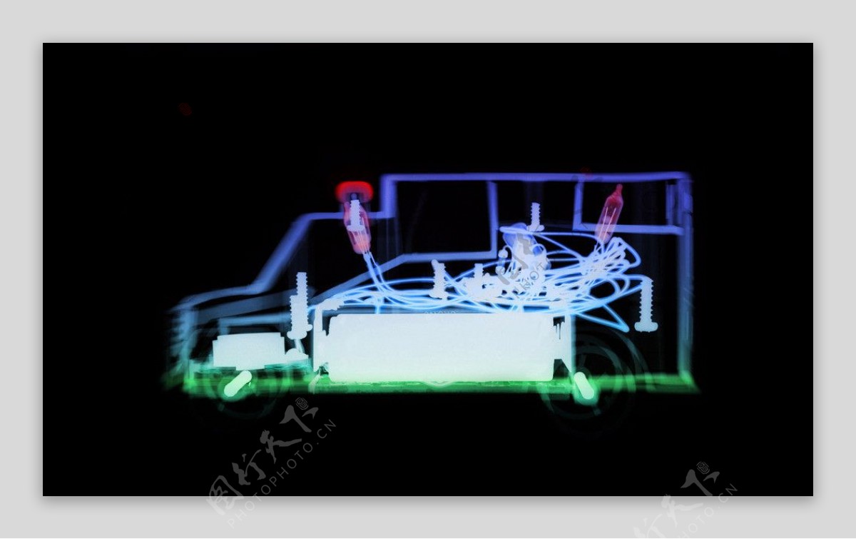 玩具车的X光透视图片