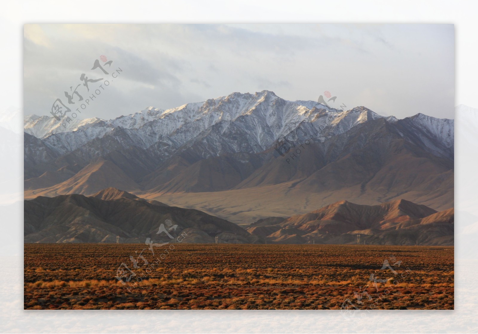 高原雪山图片