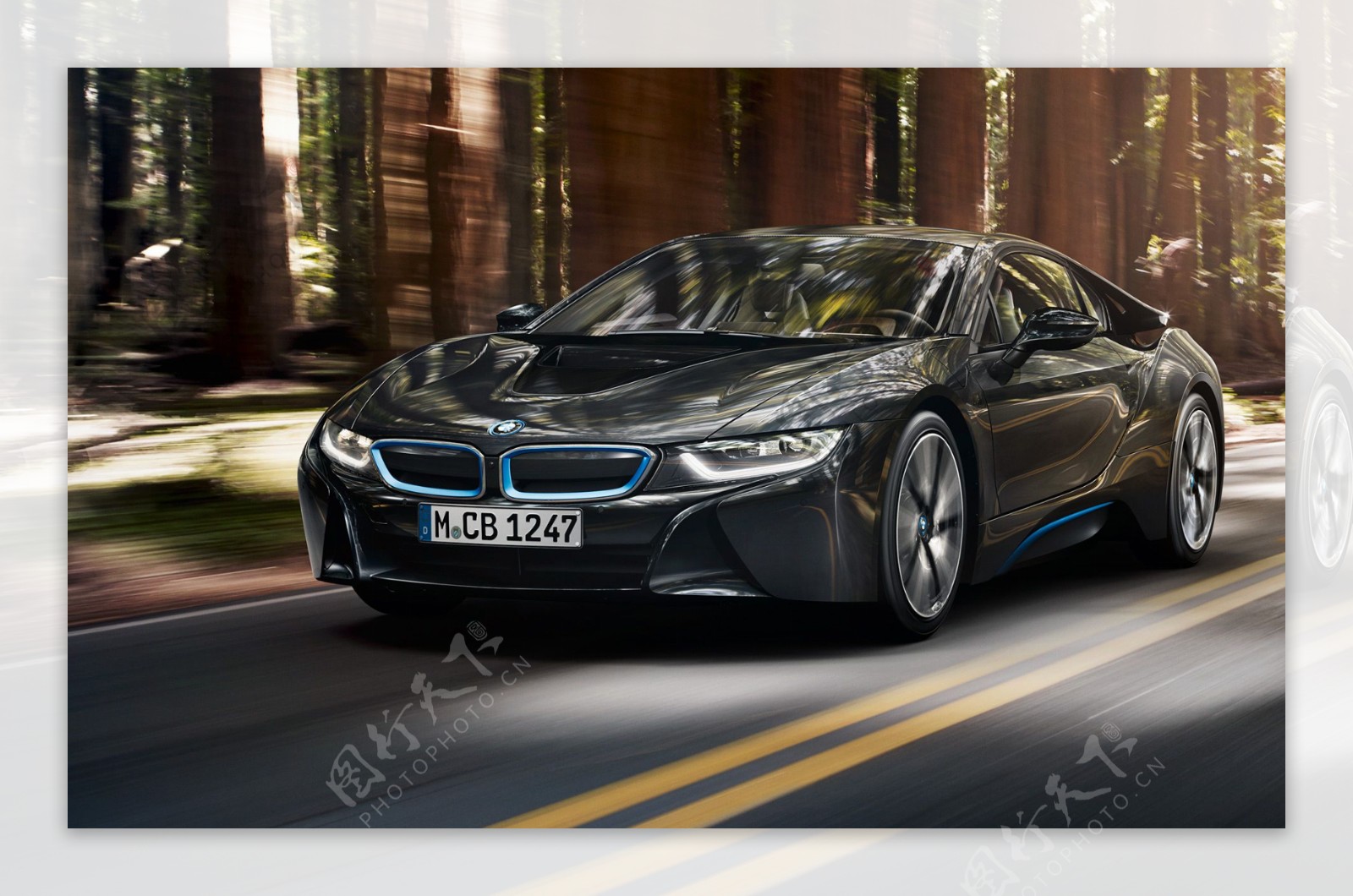 全新BMWi8图片