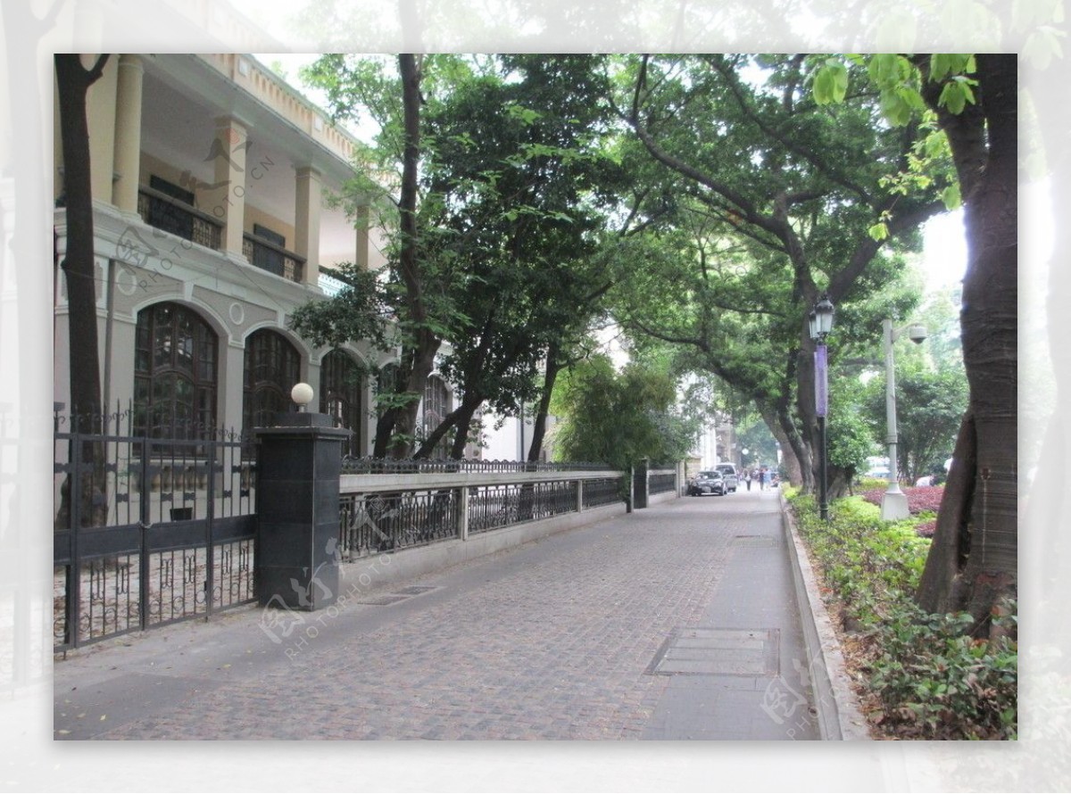 广州沙面公园街道栏杆图片