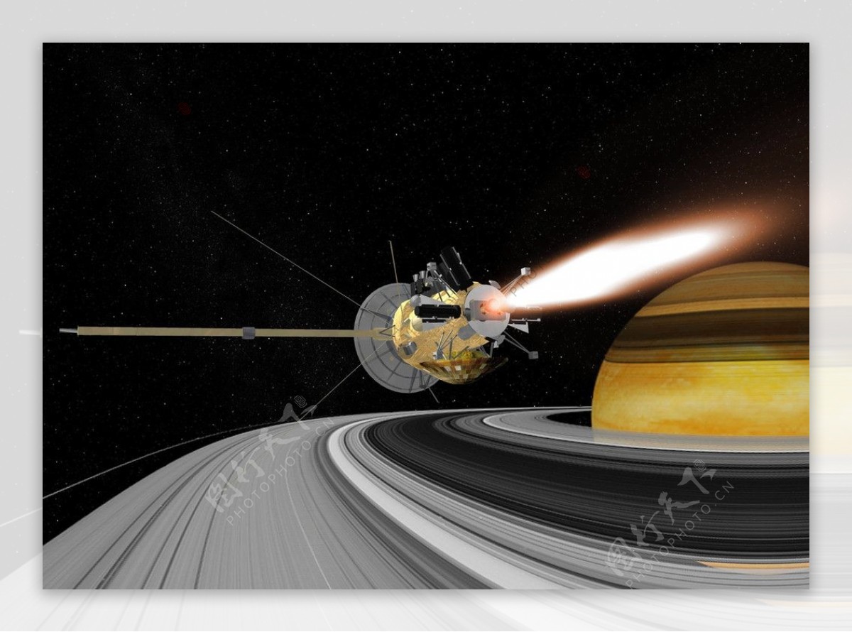 探测器穿越土星光环图片