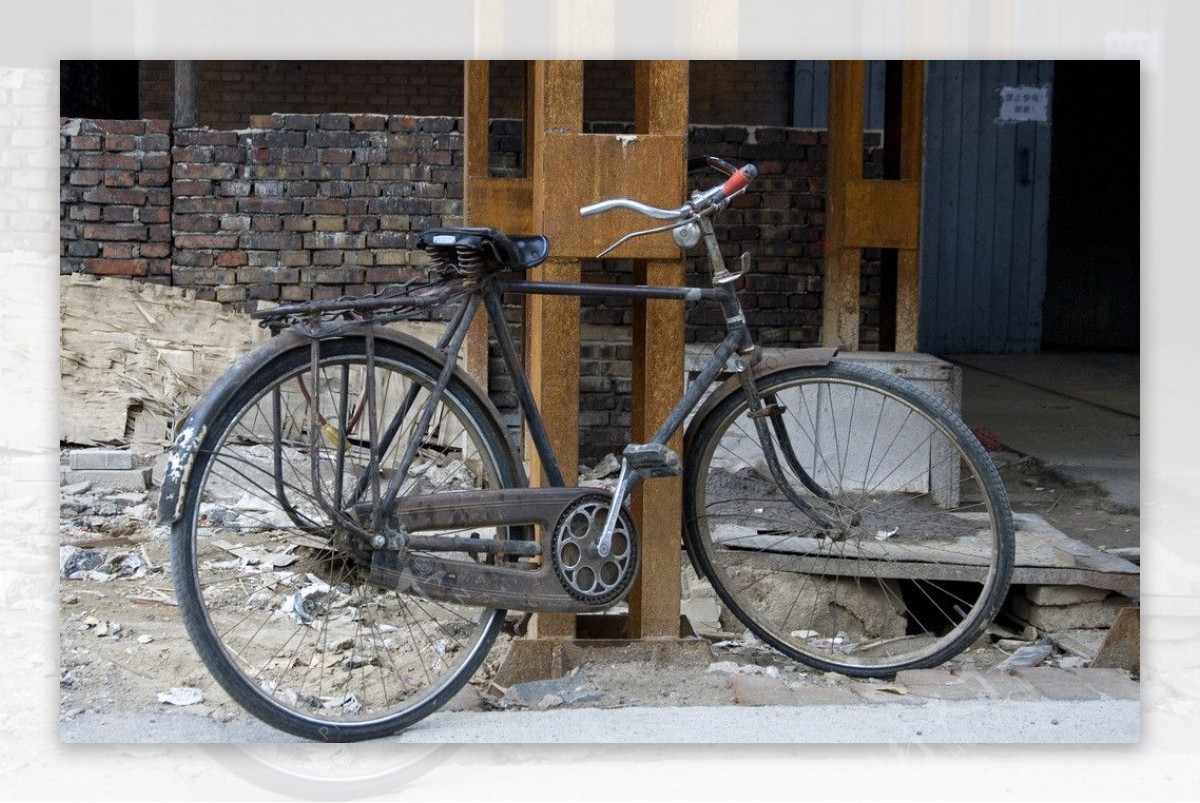 二十八寸老式单车图片,凤凰单车图片老式旧的 - 伤感说说吧