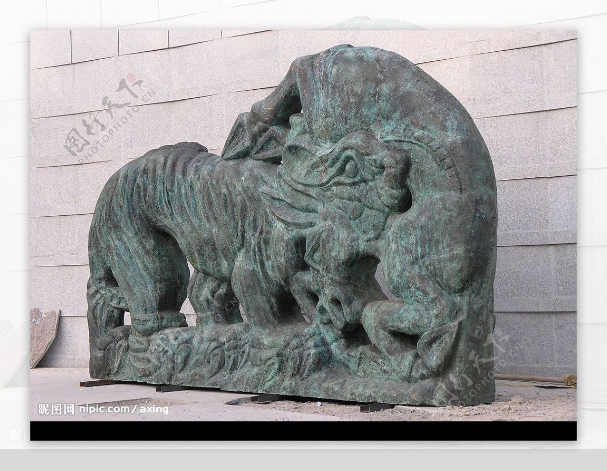 鄂尔多斯青铜博物馆铸铜雕塑图片