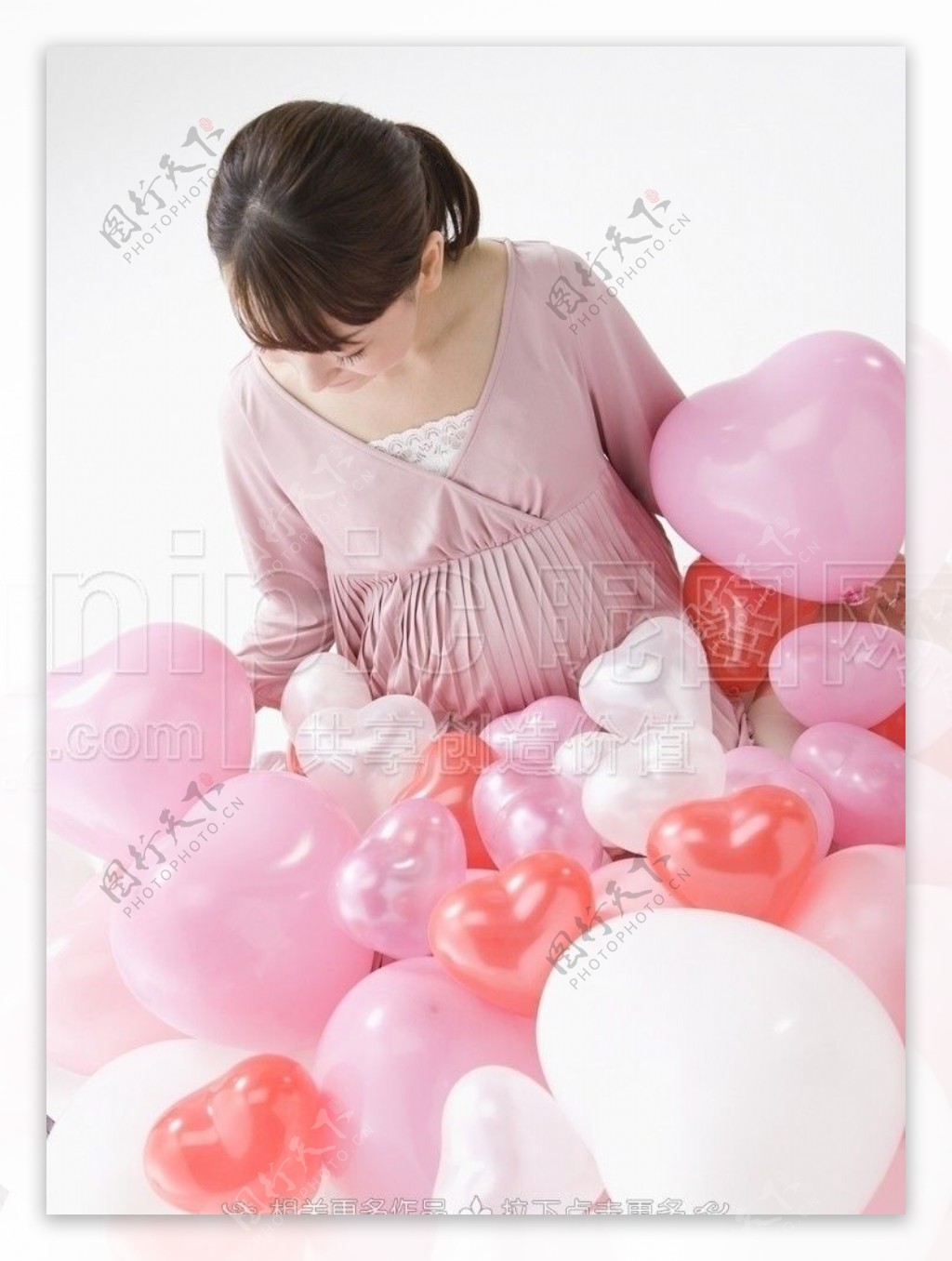 粉红气球图片