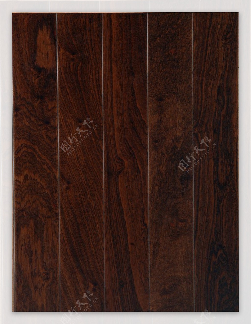 桃花芯木咖啡色地板图片