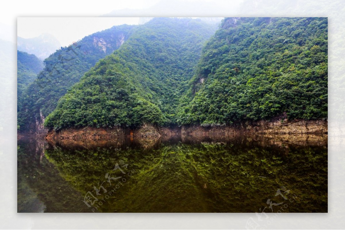 南江大峡谷图片