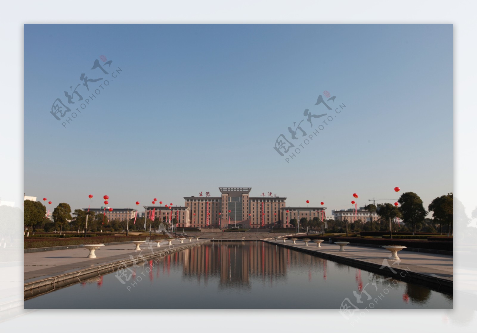 江苏省镇江市丹徒区政府大楼图片