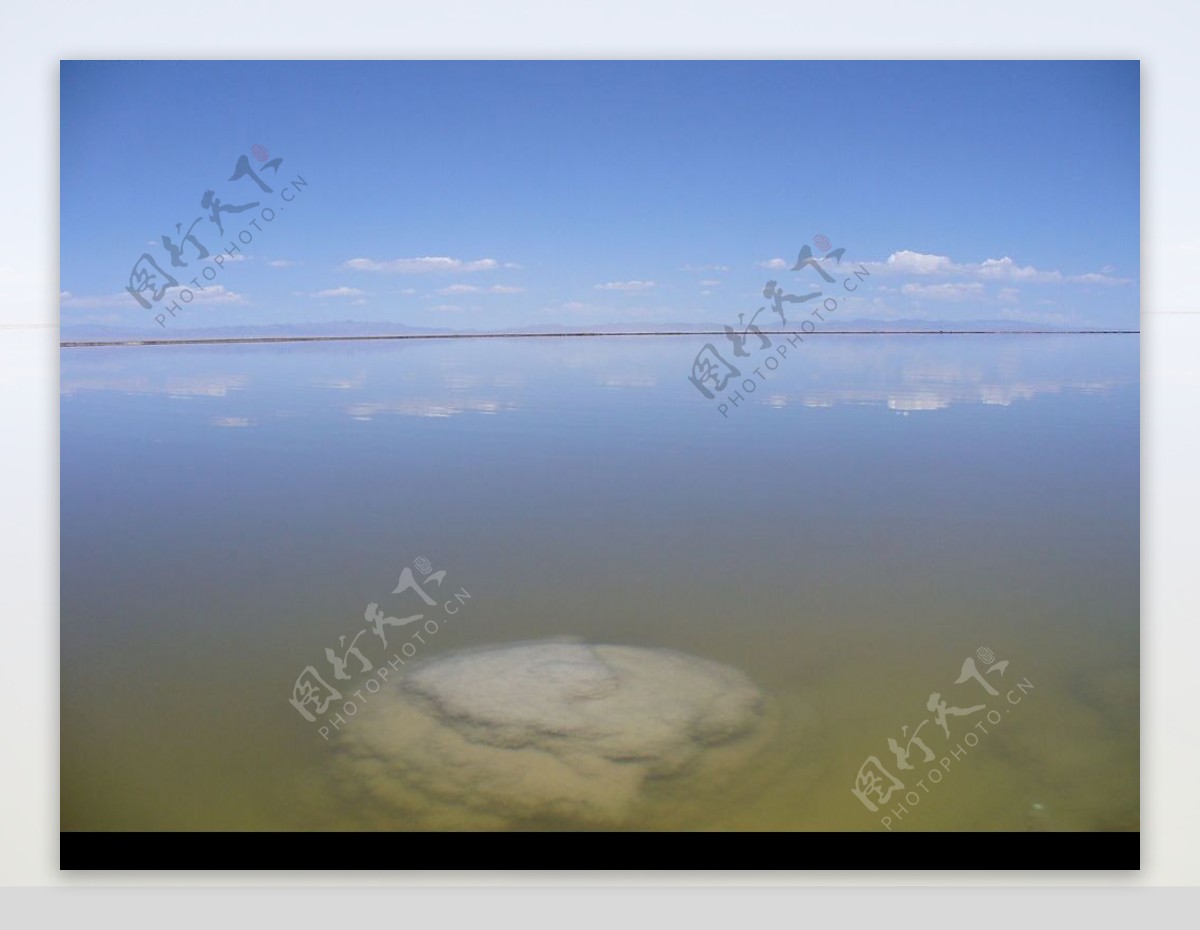 察尔汗大盐湖图片