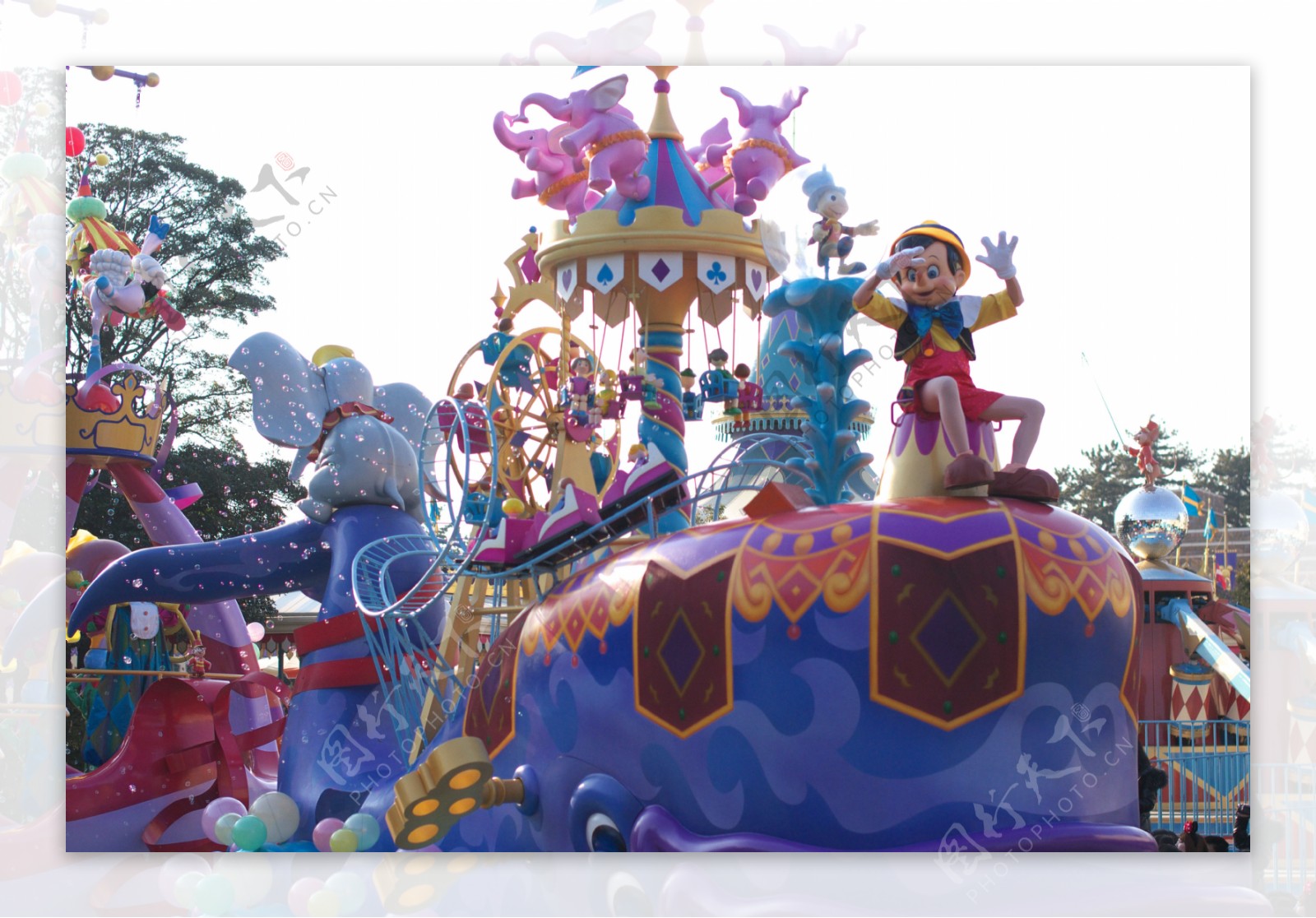 日本东京迪士尼乐园巡游花车图片