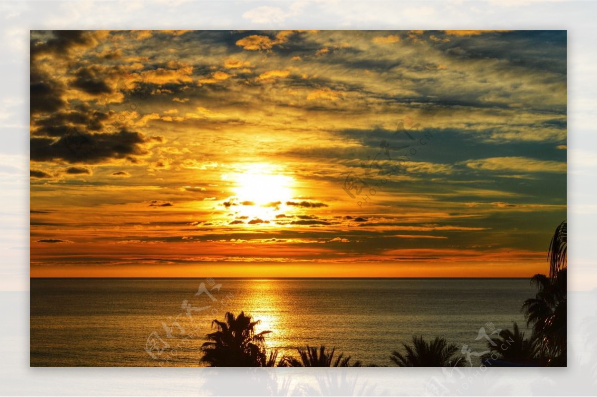 大海黄昏夕阳图片