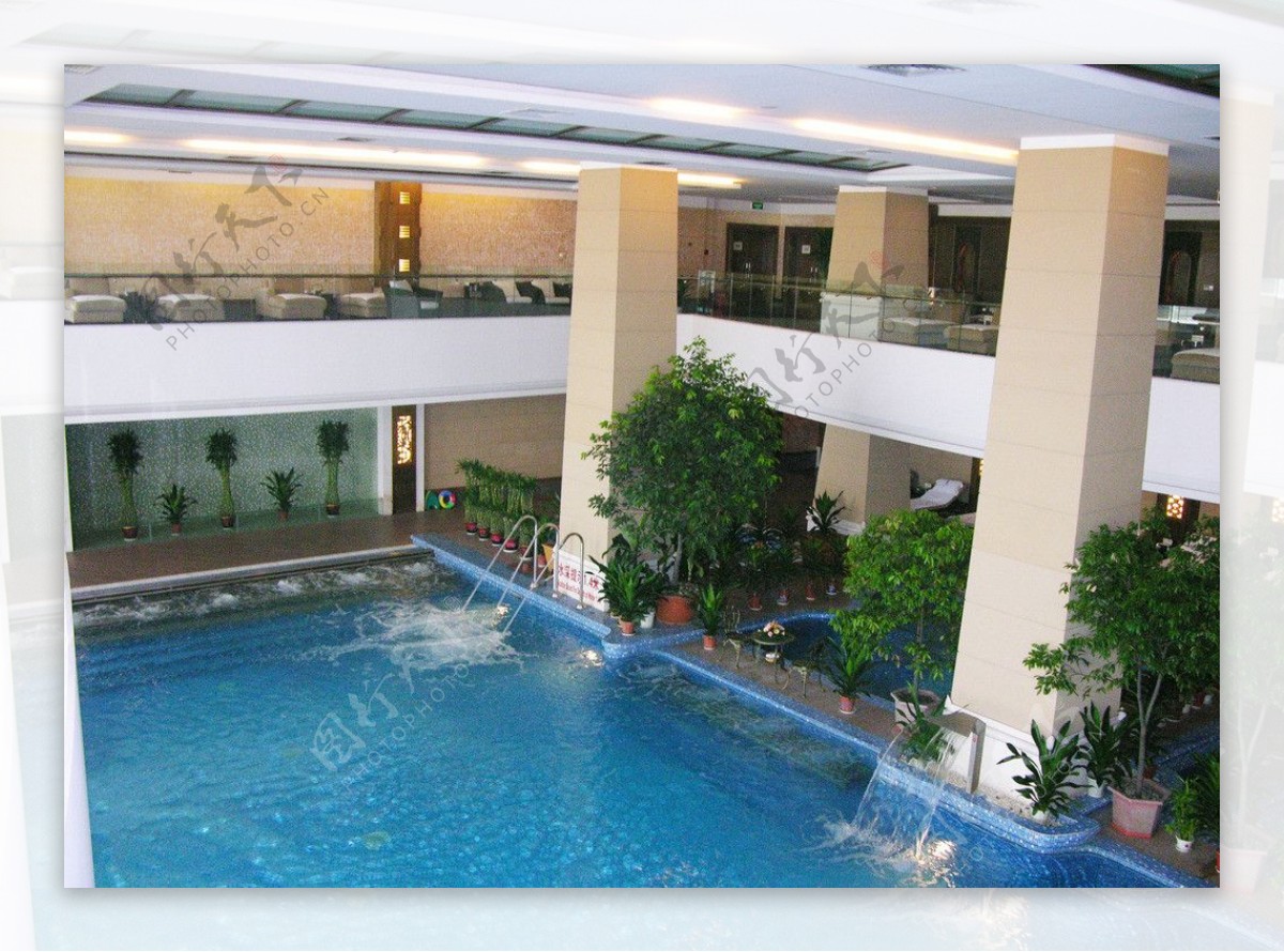 酒店环境游泳池室内游泳池图片