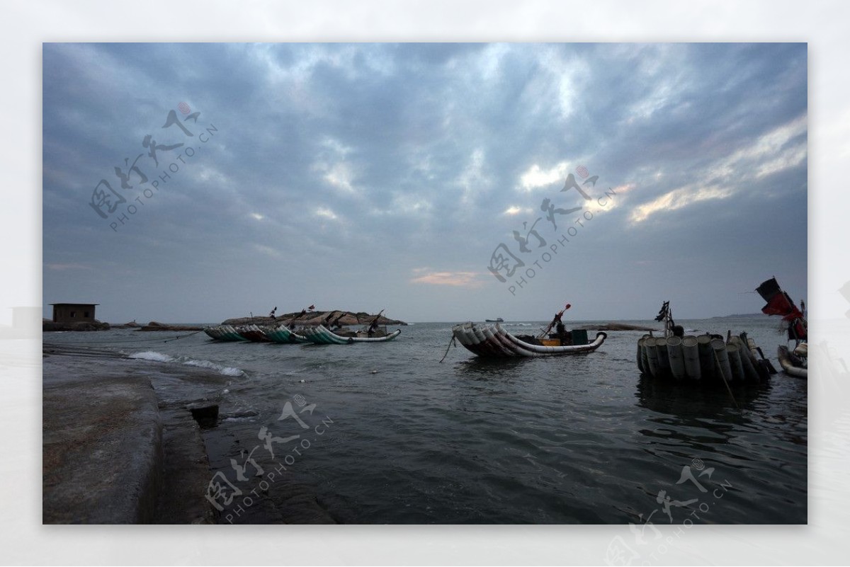 红海湾渔港图片