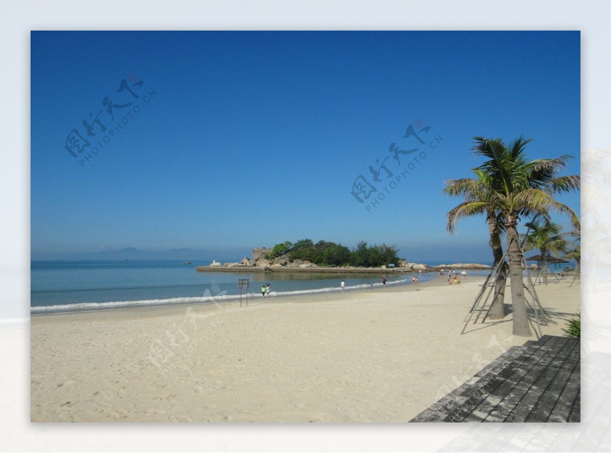 巽寮湾阳光海滩蓝天图片