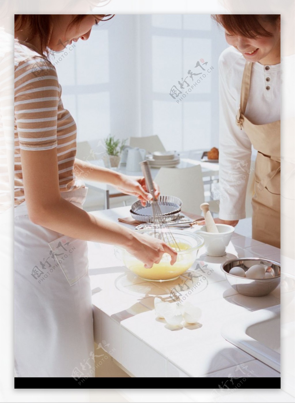 厨房女性图片