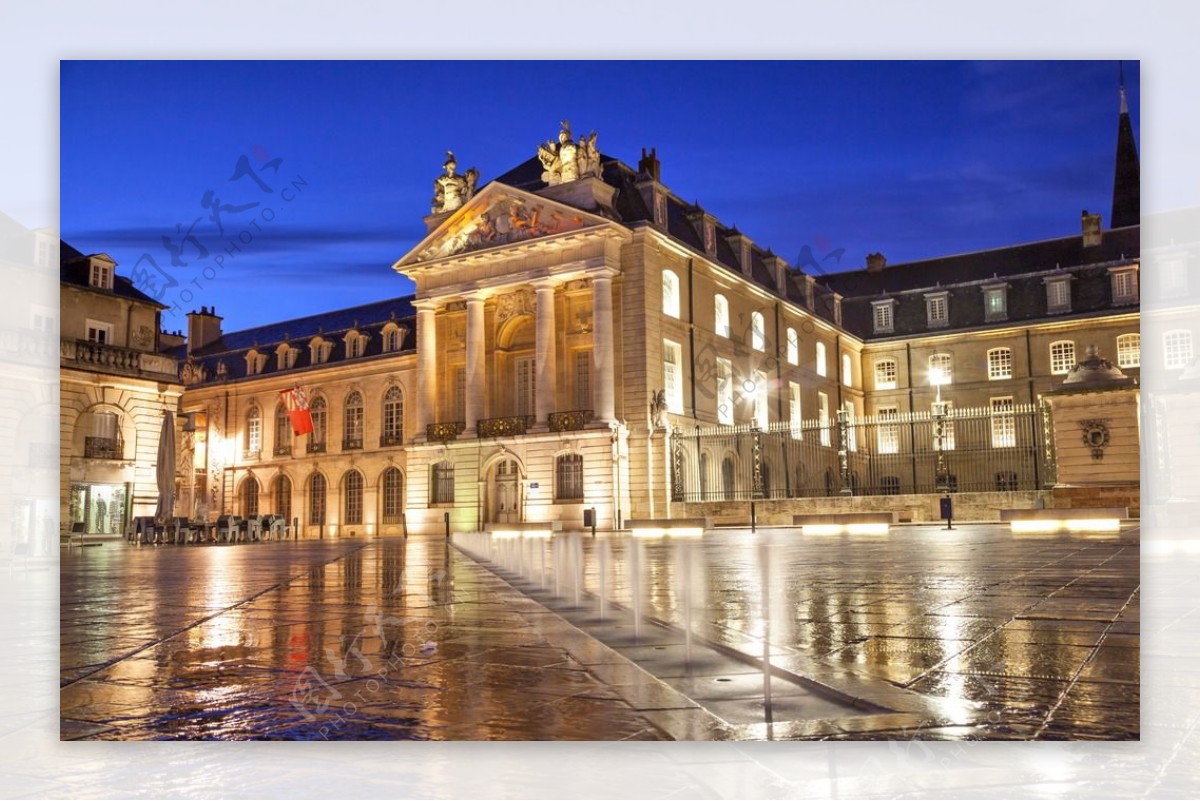 法国建筑夜景图片