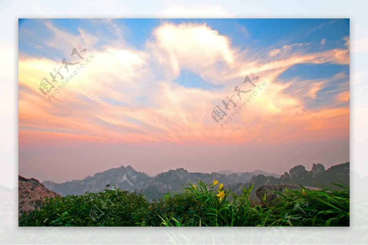 丹炉峰风景图片