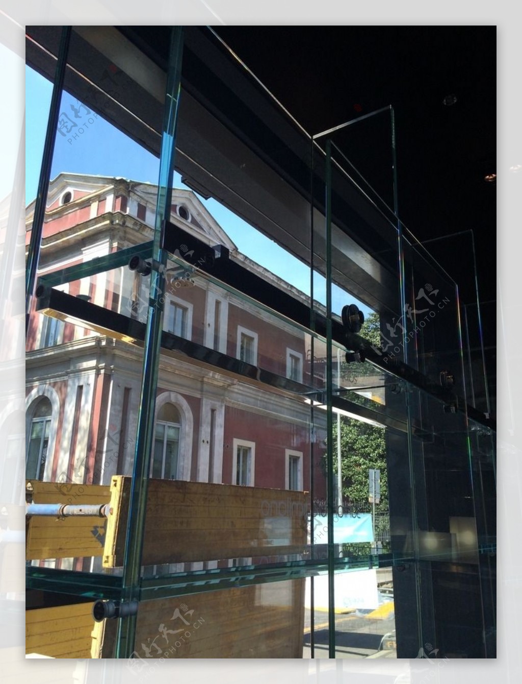 玻璃房建筑图片