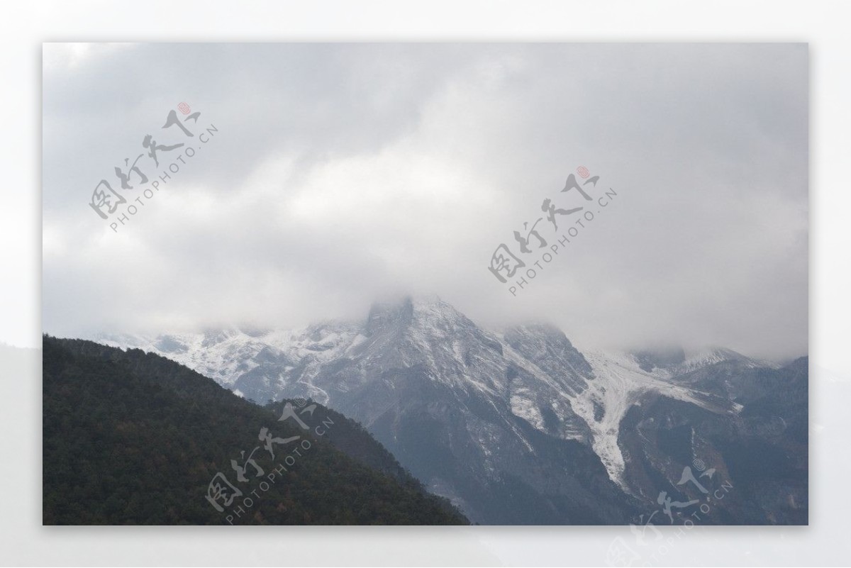 玉龙雪山图片