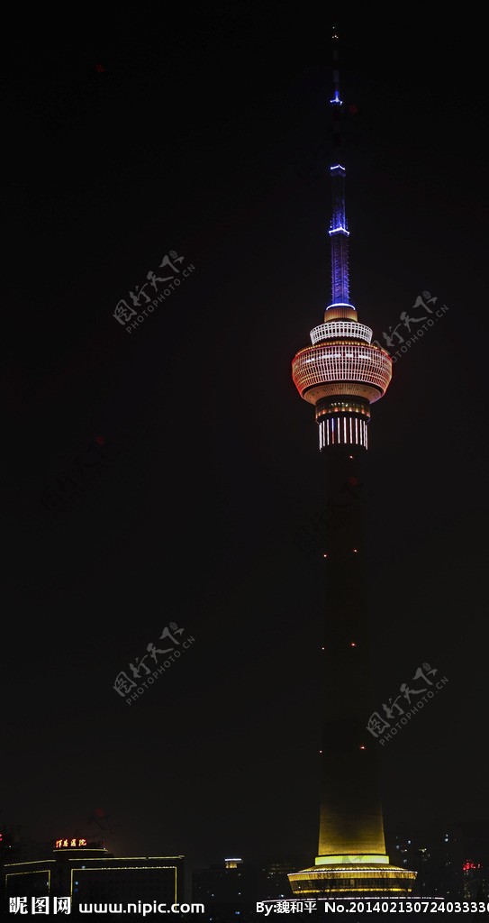 北京中央电视塔夜景图片
