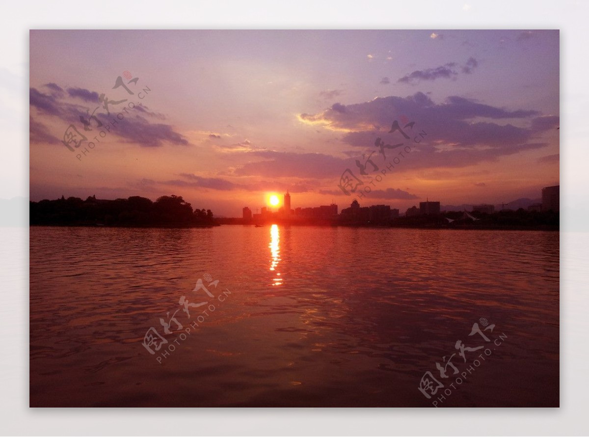 衢州西区夕阳图片