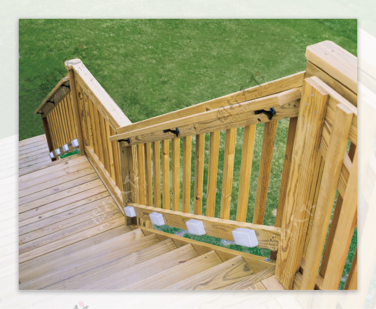 庭院木制楼梯图片