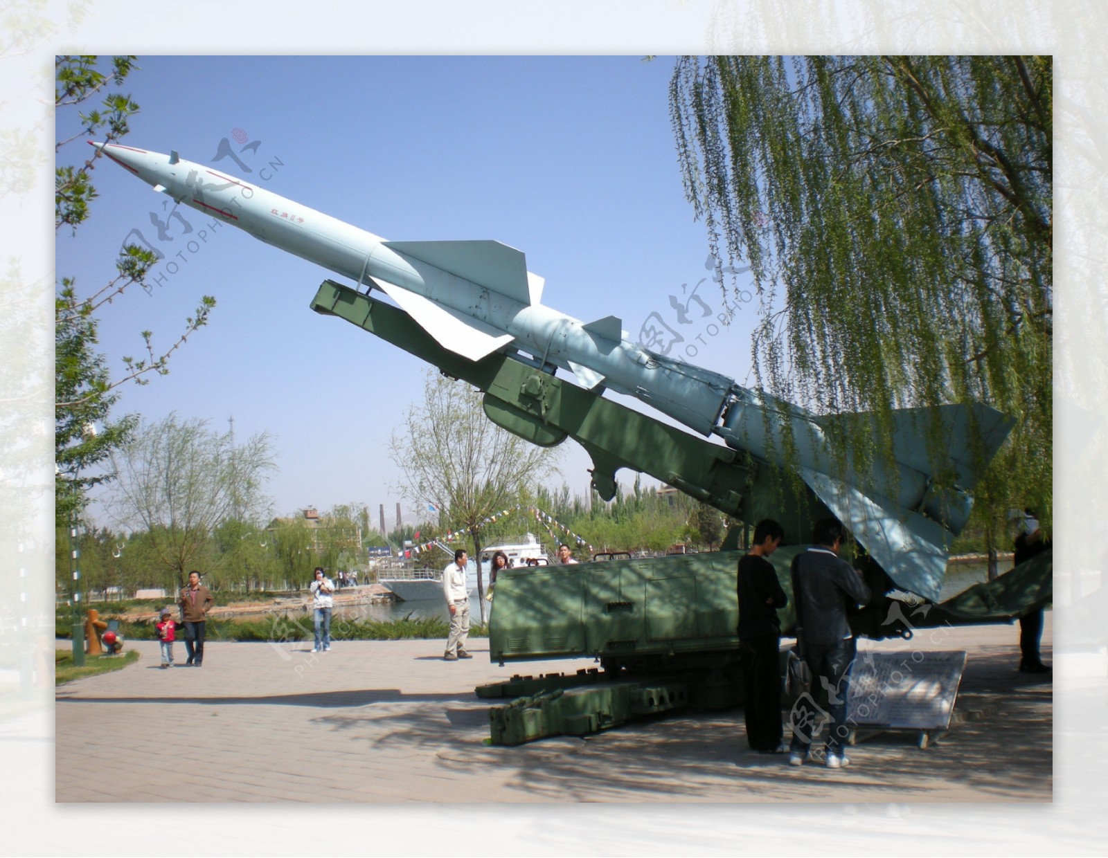 Su75防空导弹图片