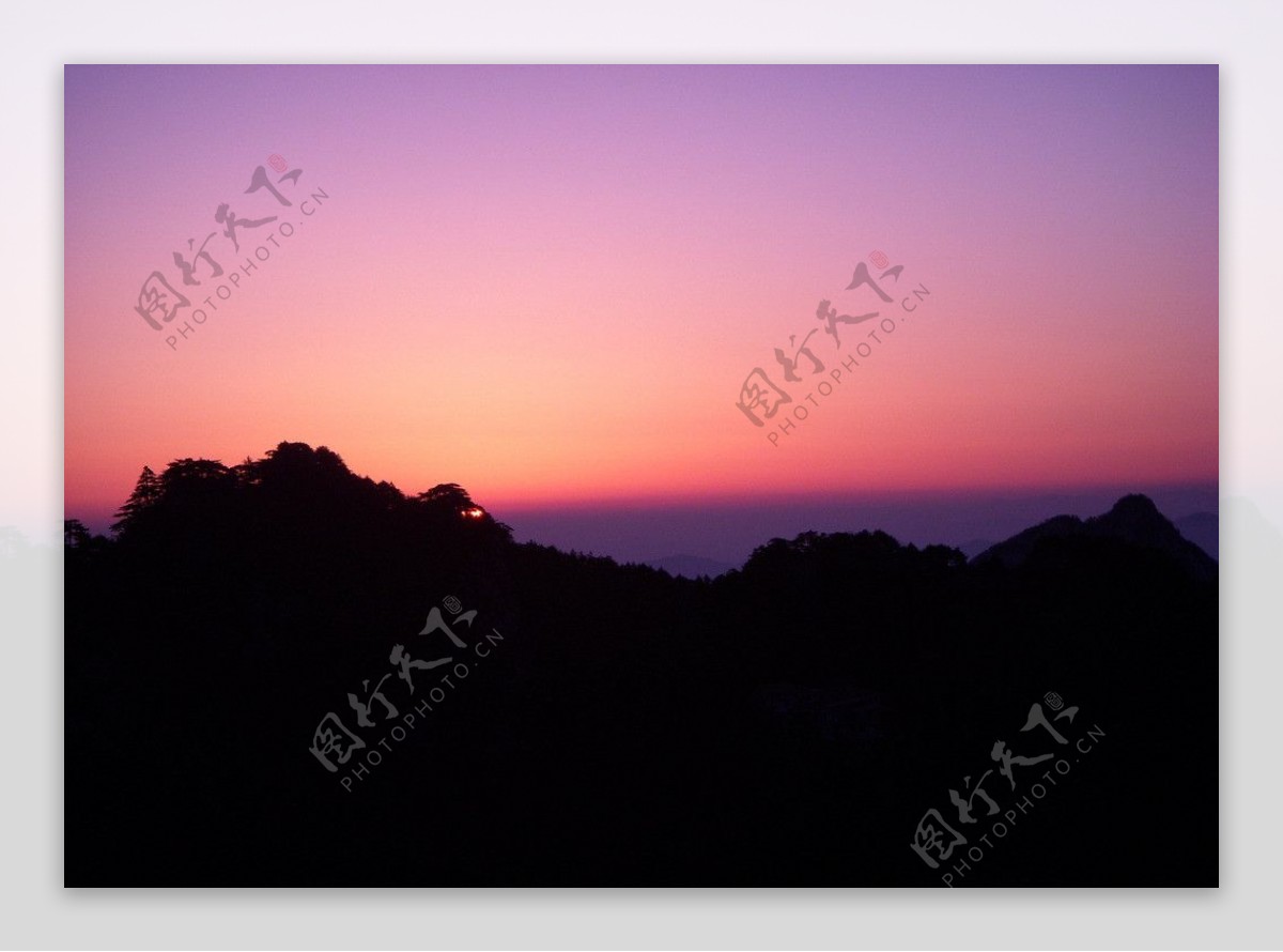 落日黄山图片
