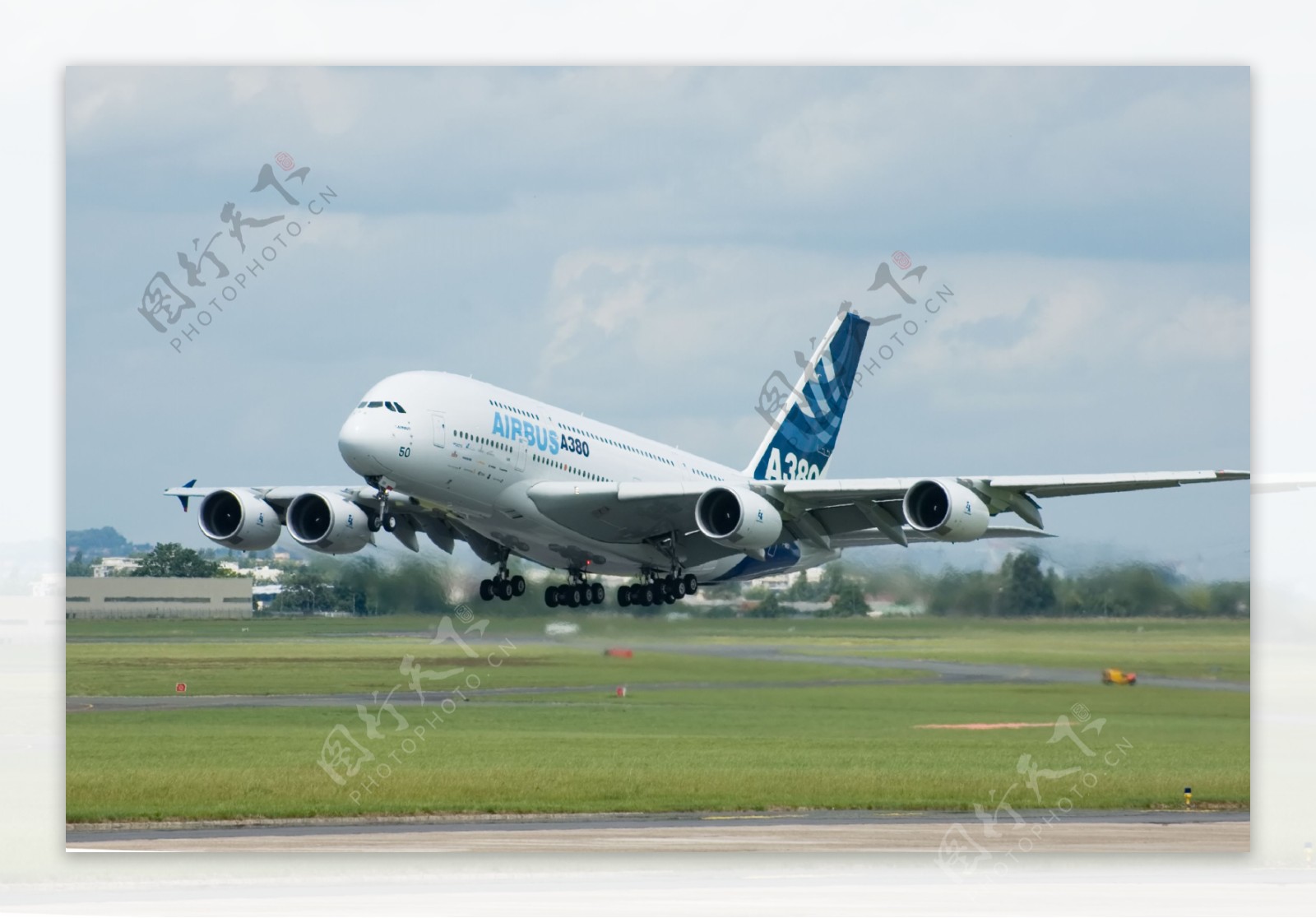 民航客机A380图片