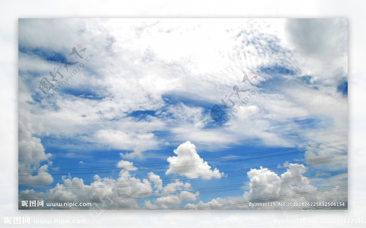 蓝天云层图片