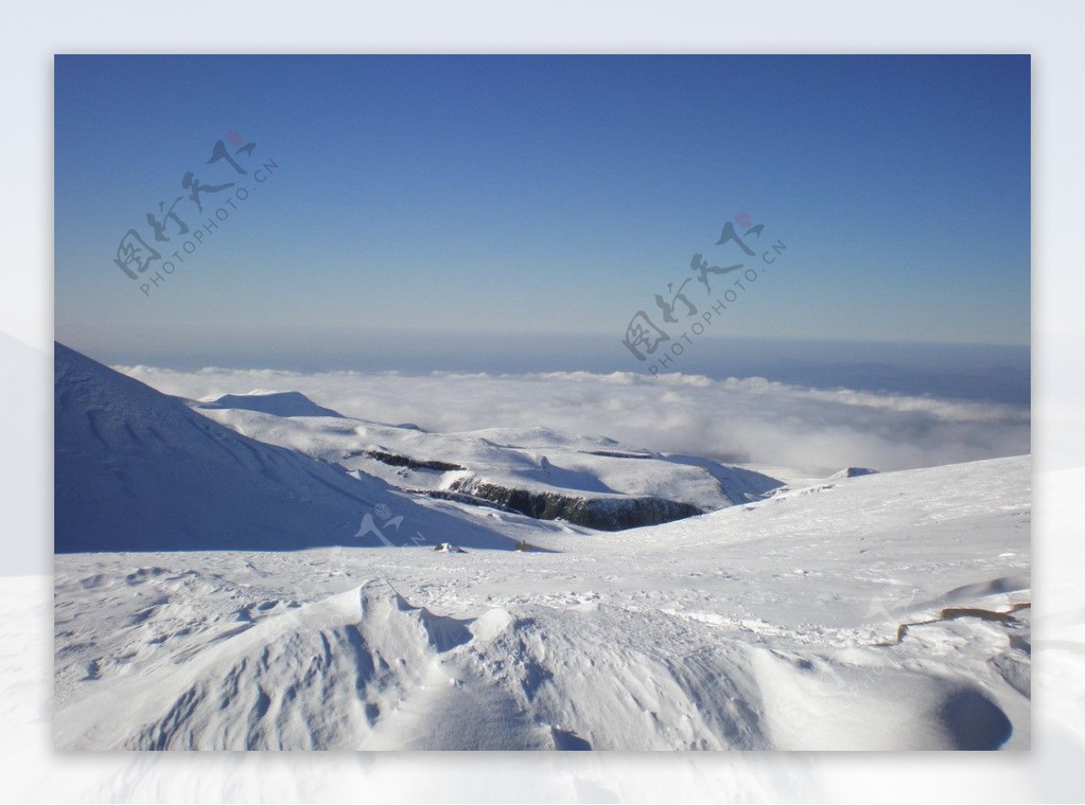 长白山雪原图片