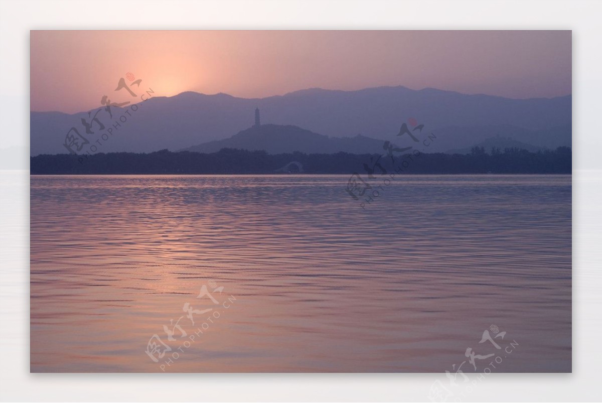日落海景水波图片