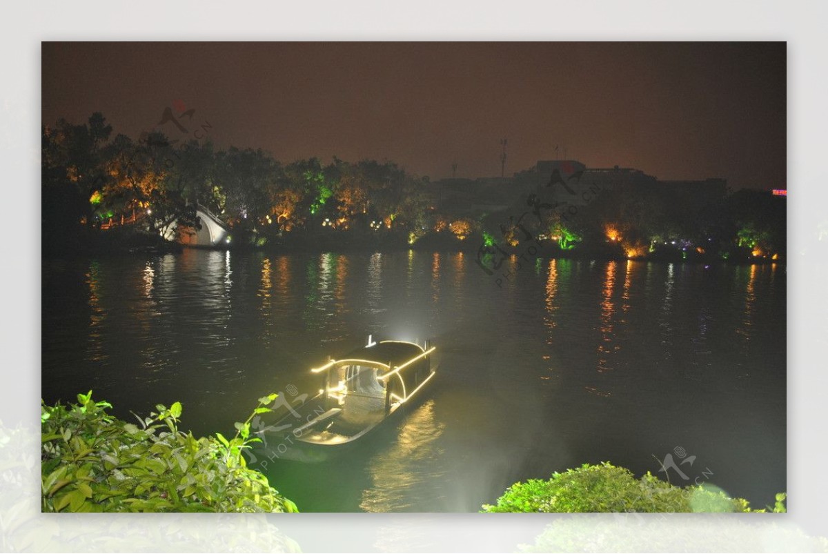 广西桂林市区夜景图片