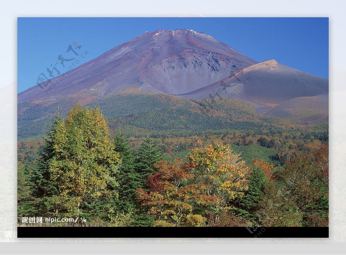 休眠火山图片