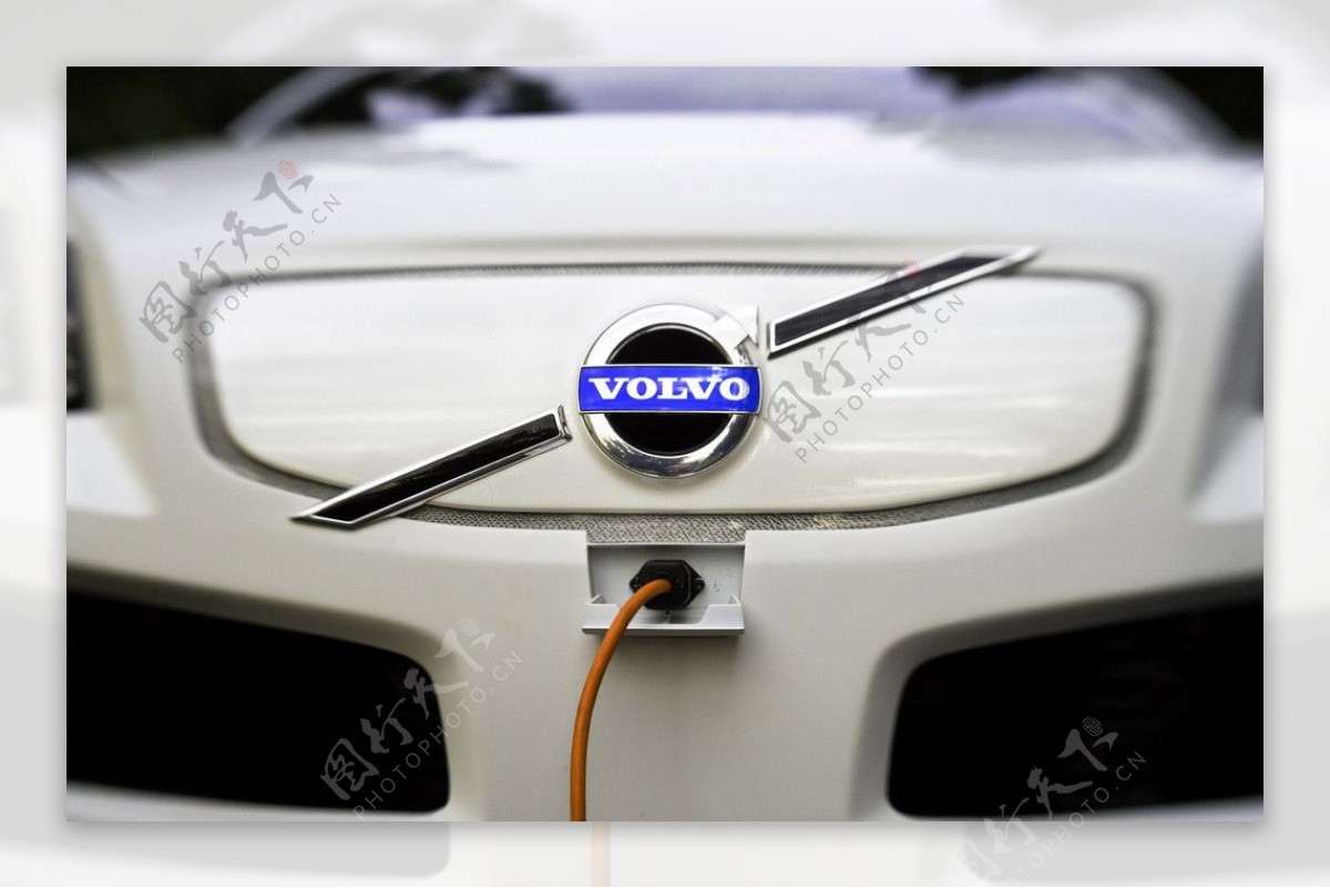 沃尔沃充电概念汽车图片