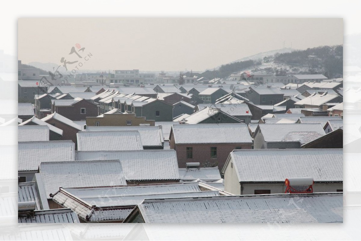 雪原小村图片