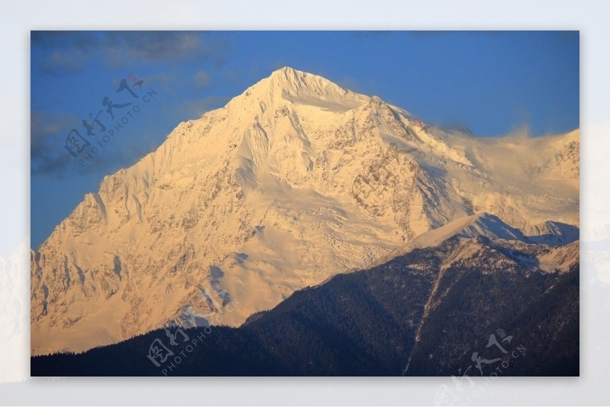 梅里雪山图片