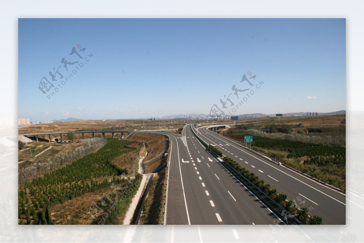 山东烟台胶州段高速公路图片