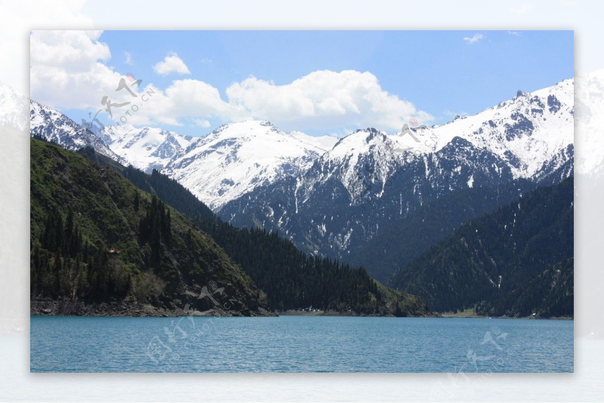 湖面海拔1910米南北长35公里东西宽08876415公里最深处103公尺图片