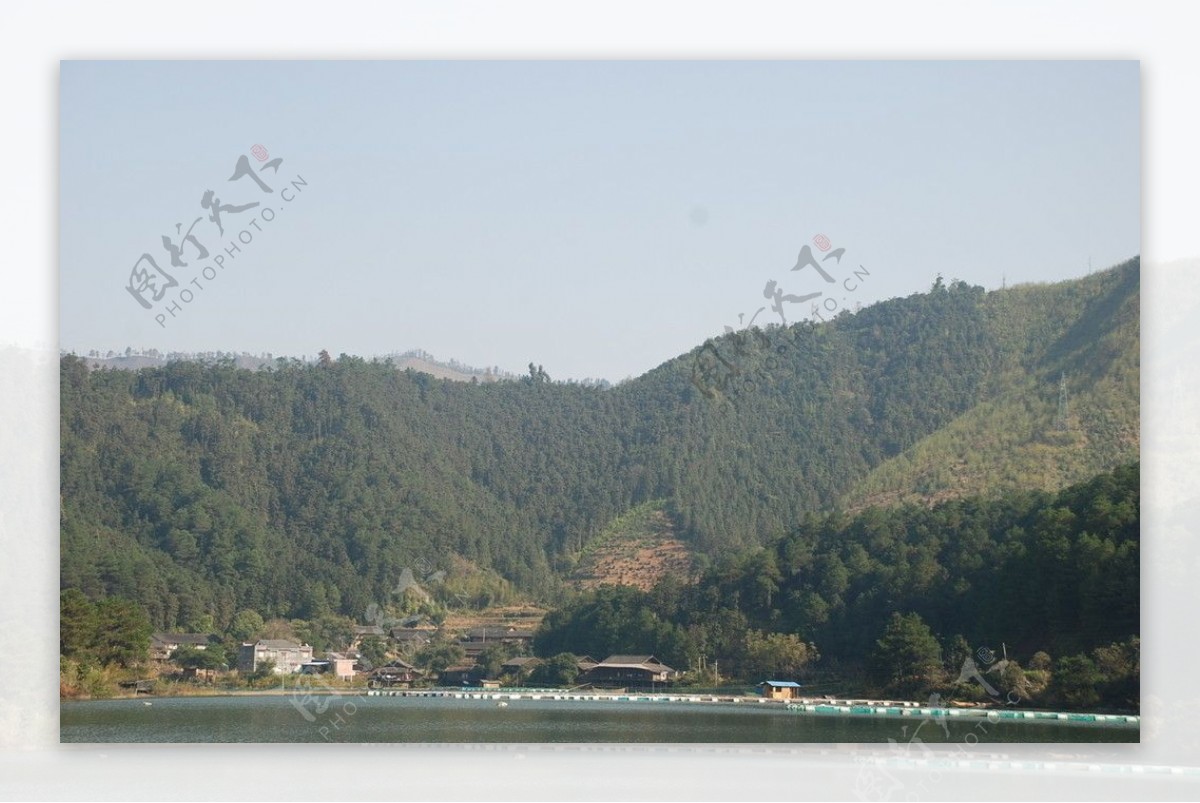 务江两岸景色图片
