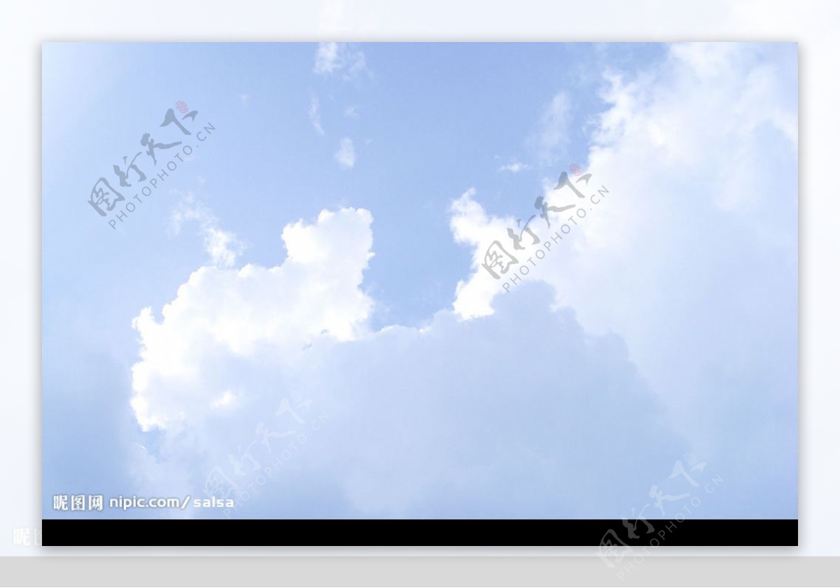 回家后第一次见到的蓝天白云图片