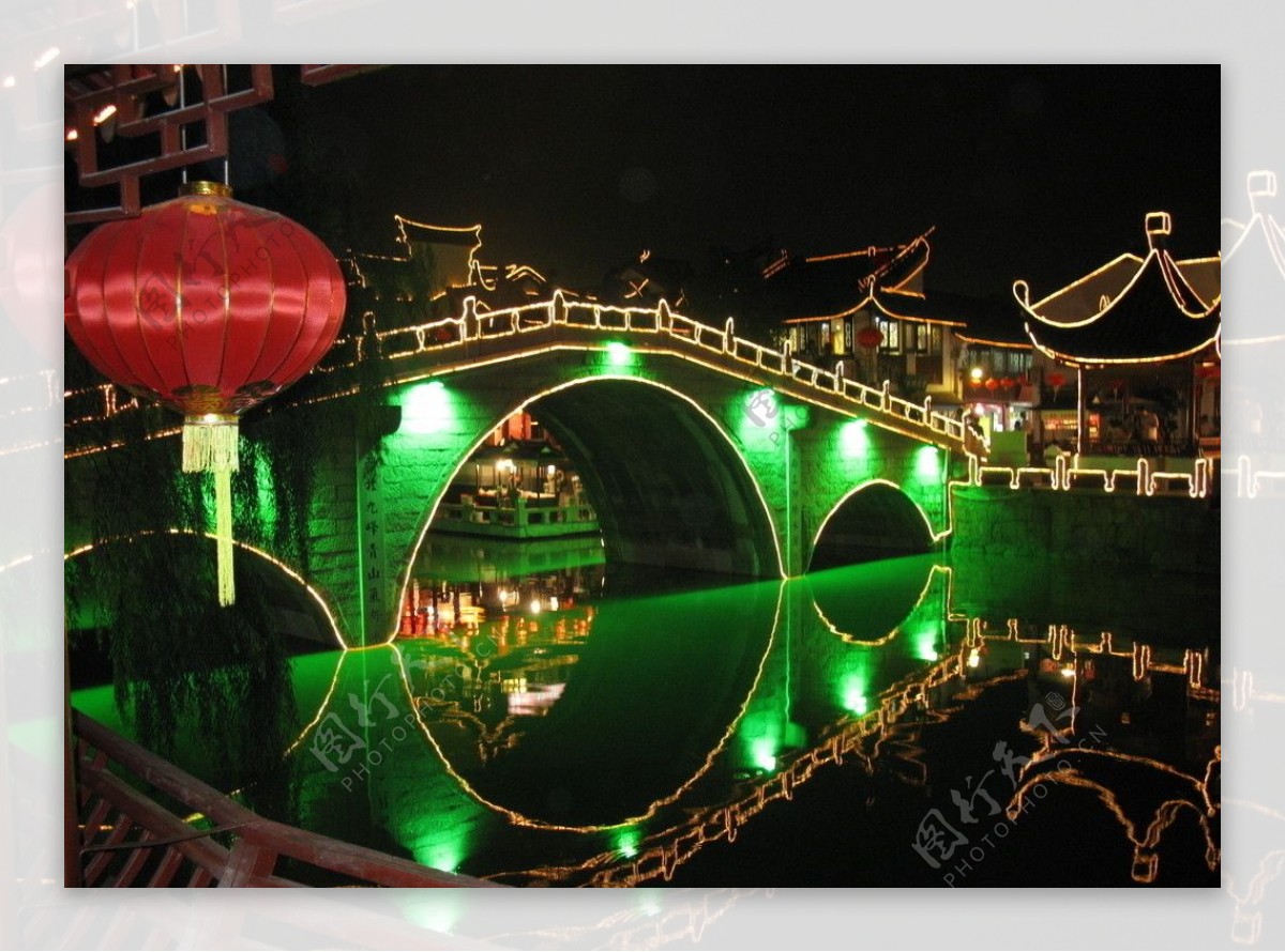 上海七宝古镇夜景图片