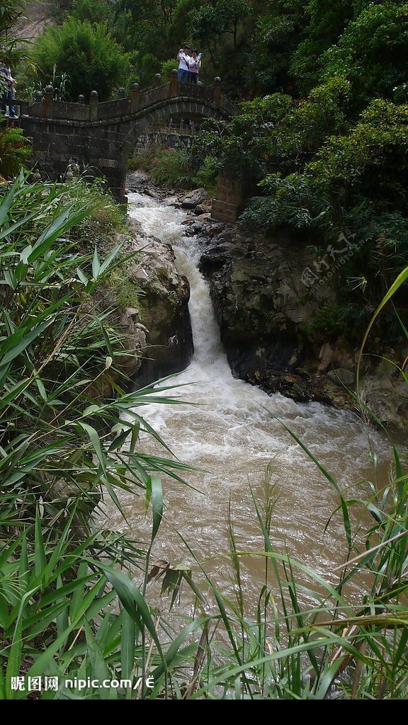 小桥流水图片