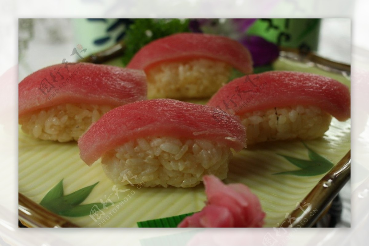 金枪鱼寿司怎么做最好吃呢？