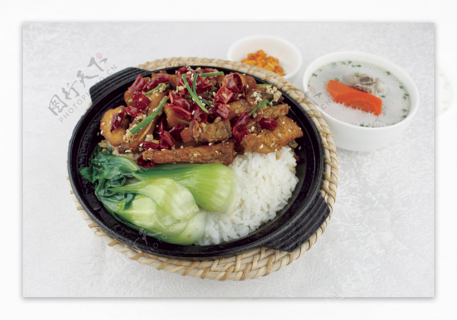 甘香糍粑鱼煲仔饭图片