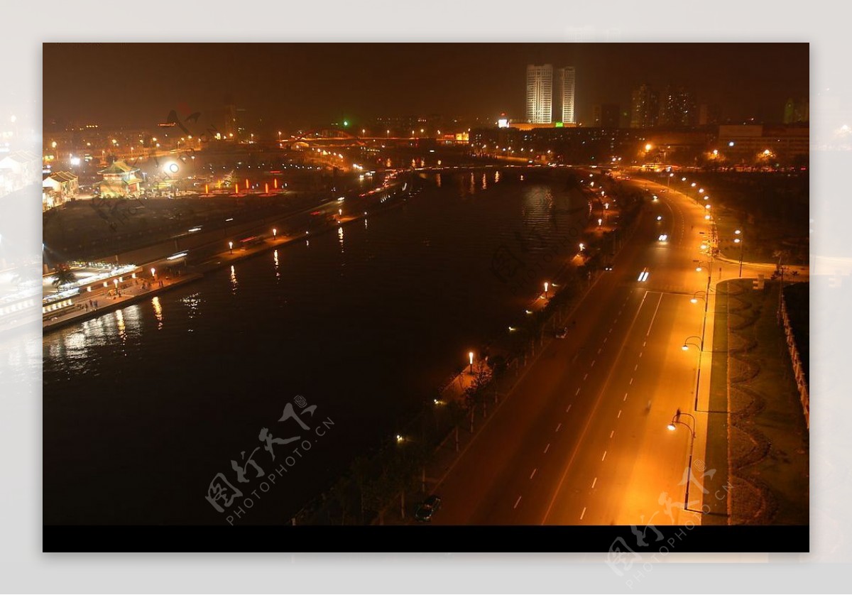 海河夜景图片