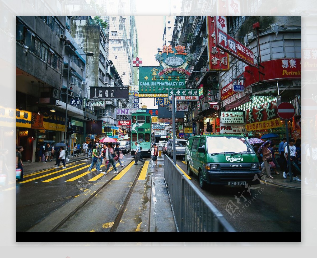 香港九龙湾大街繁荣景象图片